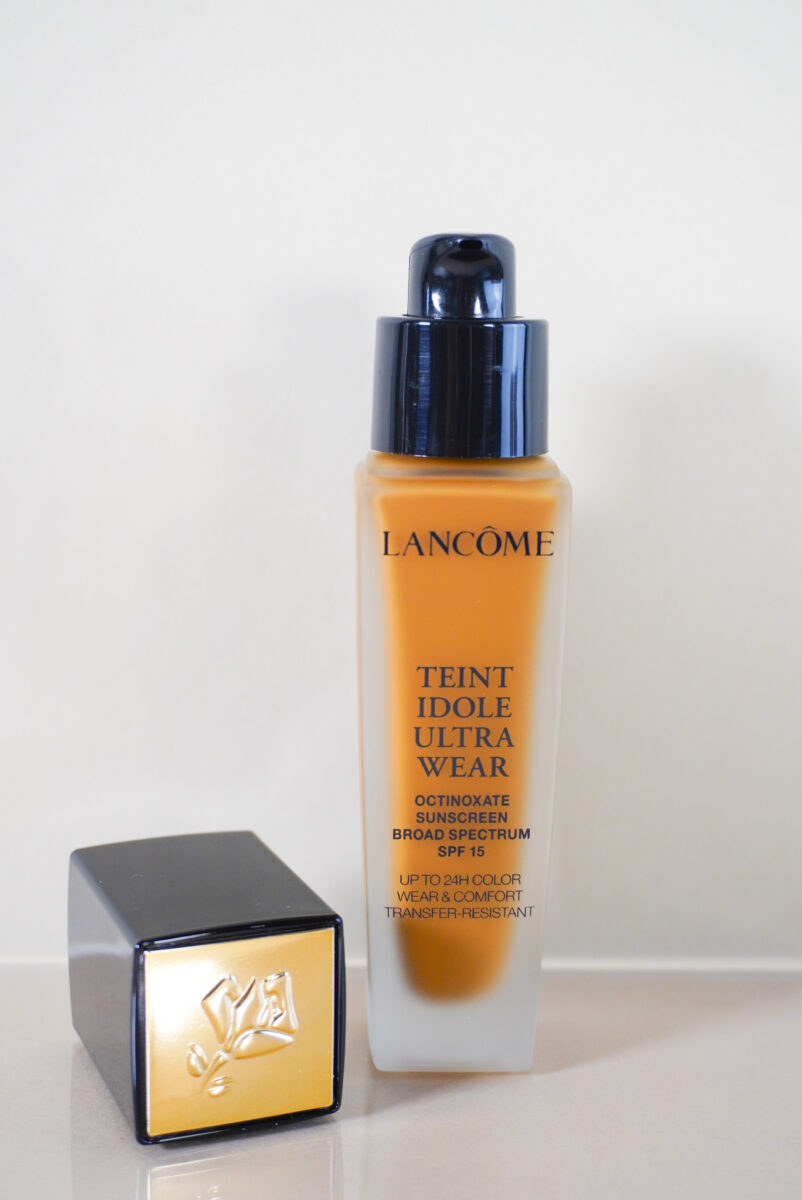 Image of the Lancome Teint Idole foundation with the cap off