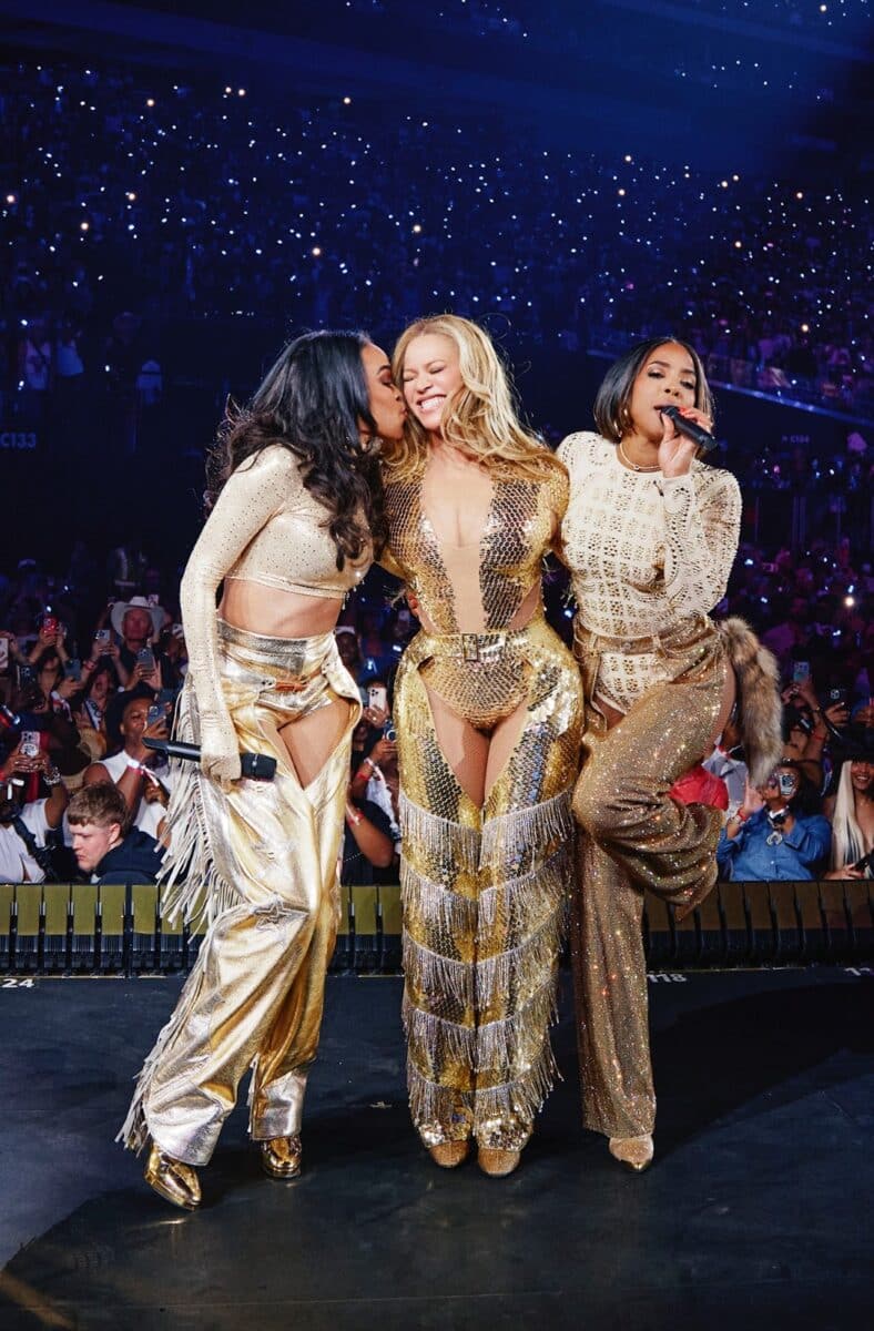 Image of Beyoncé, Michelle Williams, and Kelly Rowland performing in Las Vegas for the last stop of the Cowboy Carter Tour